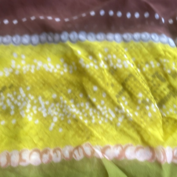 Sarong - Picture 3 of 3